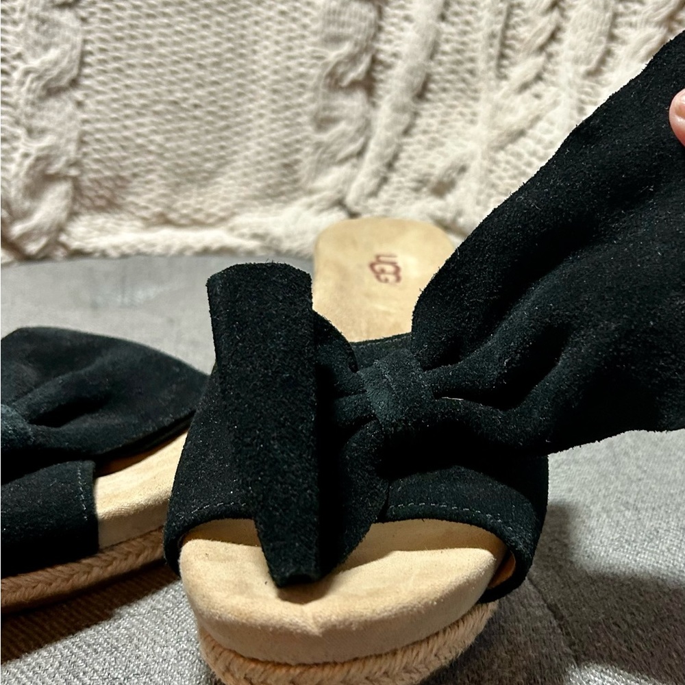 Ugg Wedge Shoe with Suede Black Bow